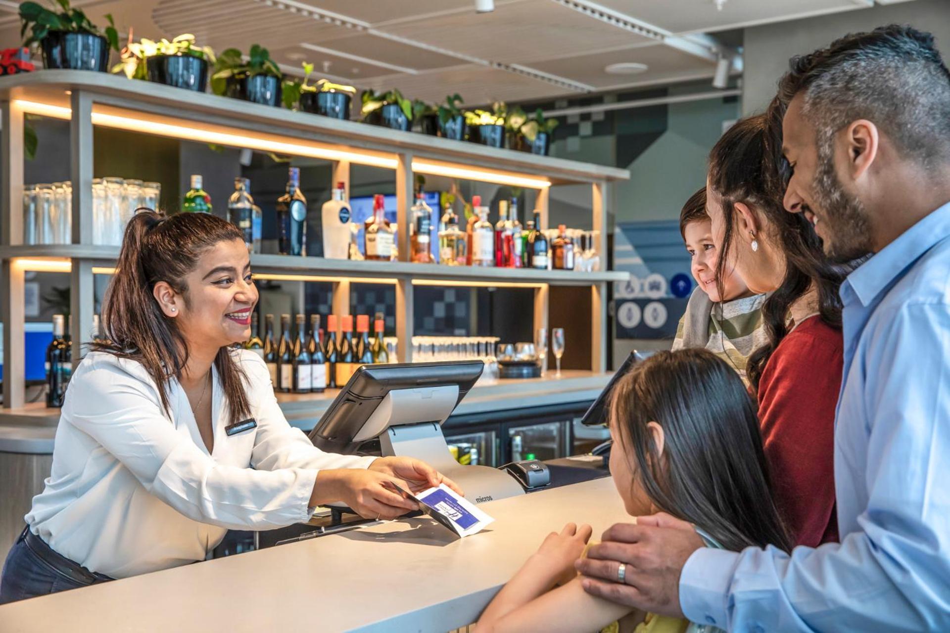 Holiday Inn Express Auckland City Centre By Ihg المظهر الخارجي الصورة
